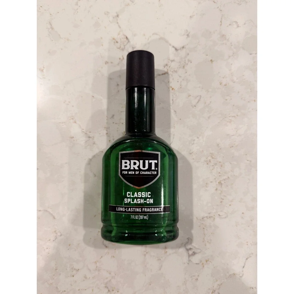 Brut Classic Splash-On Long-Lasting Fragrance For Men 7 fl oz Green Bottle 207ml